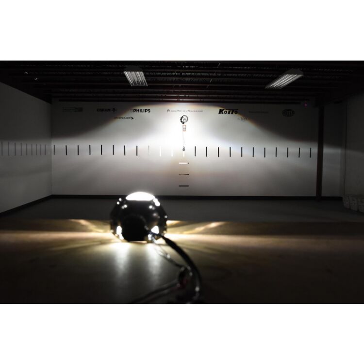 5 Bi-Xenon: Morimoto Mini D2S 4.0 HID Projectors <!DOCTYPE html>
<html>
<head>
</head>
<body>
<p>Make yours now a genuine set of Morimoto Mini D2S 4 - The #1 Projectors for Retrofit HID.</p>
</body>
</html>