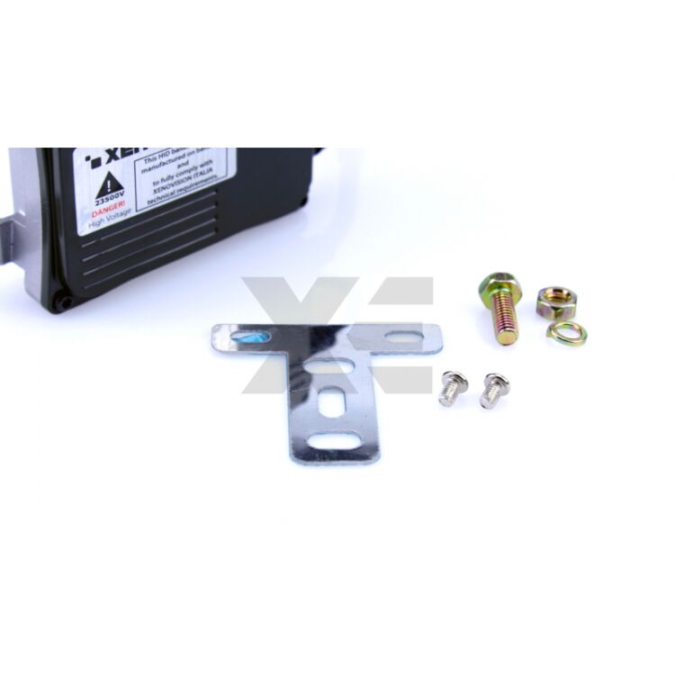 4 D1: Xenovision X-One Ballast Computer 35W <p>D1S. Rapida. Super schermata. Canbus di ultima generazione. Progettata da zero da Xenovision. </p>
