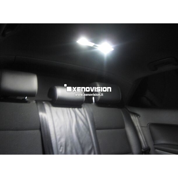 3 Kit Led Audi A3 2010 - Tutti i punti luce - TOTAL - Bianco Lunare 6000k <p>Kit Led Audi A3 Total, conversione totale a Led per A3. Zero spie, Altissima Qualità. Luce Bianco Lunare 6000k su ogni punto luce interno ed esterno. Modello con luminosità scandalosamente potente su portiere, bagagliaio,poggiapiedi e portaoggetti.</p>