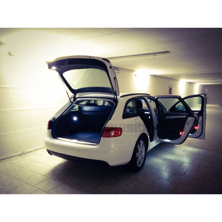 1 Kit Led Audi A4 2008 in poi - FULL - Bianco Lunare 6000k <p>Kit Led Audi A4 dal 2008 in poi FULL, conversione a Led per Audi A4 dal 2008 in poi. Zero spie, Altissima Qualità. Luce Bianco Lunare 6000k su ogni punto luce interno ed esterno.</p>