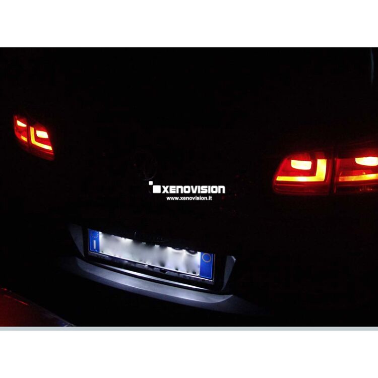 4 Kit Led VW Tiguan - 2007 in poi - BASE - Bianco Lunare 6000k <p>Kit Led VW Tiguan 2010 Base, conversione a Led per VW Tiguan 2010. Zero spie, Altissima Qualità. Luce Bianco Lunare 6000k.</p>