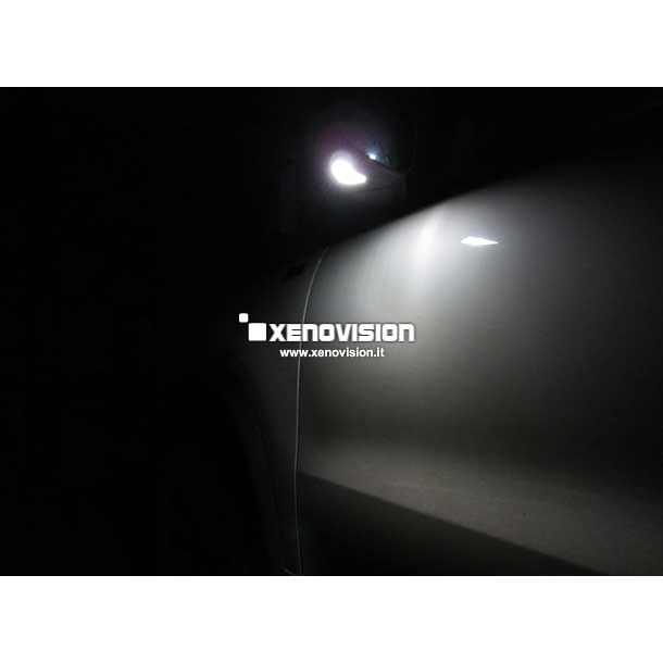 2 Kit Led VW Tiguan - 2007 in poi - FULL - Bianco Lunare 6000k <p>Kit Led VW Tiguan 2010 Full, conversione totale a Led per VW Tiguan 2010. Zero spie, Altissima Qualità. Luce Bianco Lunare 6000k su ogni principale punto luce interno ed i principali esterni. </p>