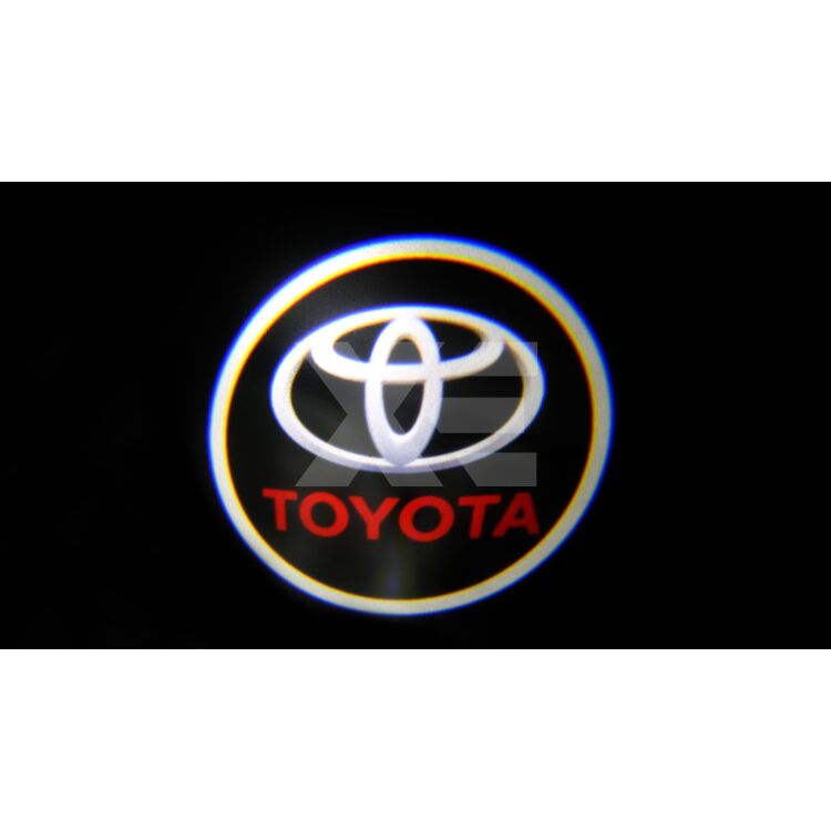 2 Kit Placche Led Sottoporta Proiettore Logo Toyota - Prius Land Cruiser Camry <p>Kit Placche Led Sottoporta/Pozzanghera con proiettore logo <strong>TOYOTA</strong></p>