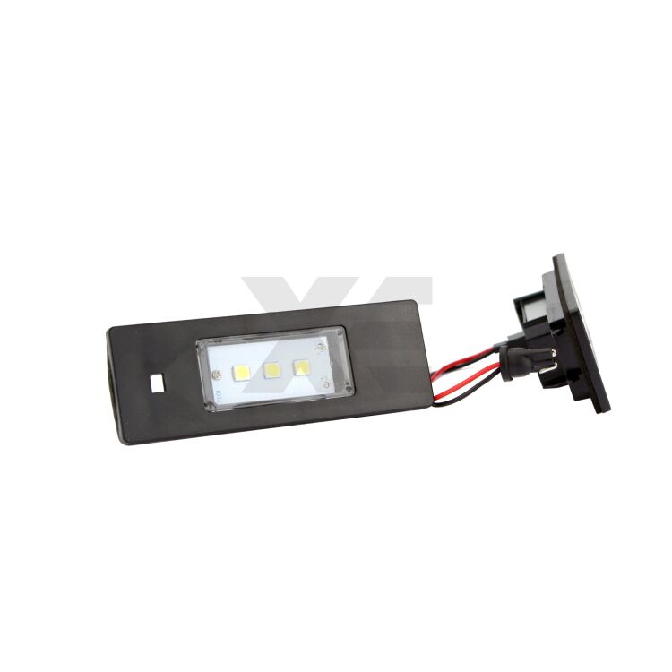 2 Kit Plafoniere LED Targa BMW E63 E64 E81 E87 E85 E86 Mini R55 <p>Le originali Xenovision - Qualità Massima sul mercato. Per BMW E63 E64 E81 E87 E85 E86 Mini R55 ecc.</p>