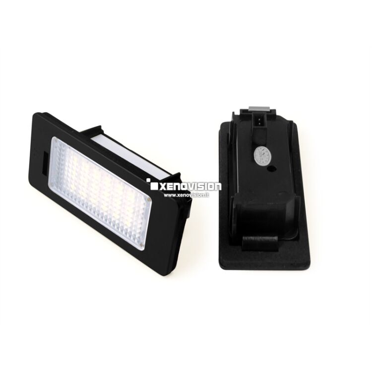1 Kit Plafoniere LED Targa VW Passat <p>Le originali Xenovision - Qualità Massima sul mercato. Per VW Passat</p>