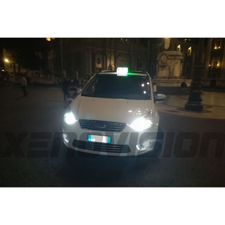 3 Kit Xenon Fast Start 55W 64Bit originale Xenovision - H7 Bianco Lunare 6000k <p>Kit Xenon 55W Non Canbus con accensione Fast Start 64Bit esclusiva Xenovision, completo di cablaggio maggiorato a doppio relé - Kit xenon completo fabbricato da Xenovision. <br /> Digitale: <strong>SI</strong> | Garanzia: <strong>2 Anni</strong> | Professionale,<strong> per auto non Canbus</strong>.</p><p> </p><p> </p>