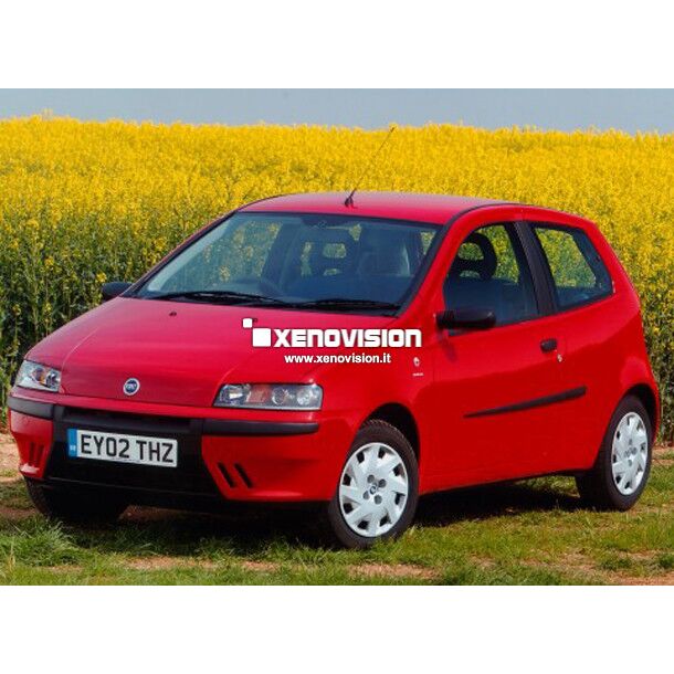 0 Kit Xenon Fiat Punto - 1999 a 2005 - Xenon 35W e Led Posizione - 6000k <p>Kit Xenon 35W e Luci Posizione a Led in tinta, pacchetto specifico per Fiat Punto Lenticolare. Plug&Play, contiene tutto l'occorrente. Luce Bianco Lunare 6000k </p>