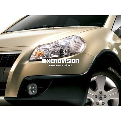 1 Kit Xenon Fiat Sedici - 2006 in poi - BiXenon 35W e Luci Posizione - 6000k <p>Kit BiXenon 35W specifico per il faro della Fiat Sedici e Luci Posizione Led in tinta. Plug&Play zero spie, contiene tutto l'occorrente. Luce Bianco Lunare 6000k.</p>