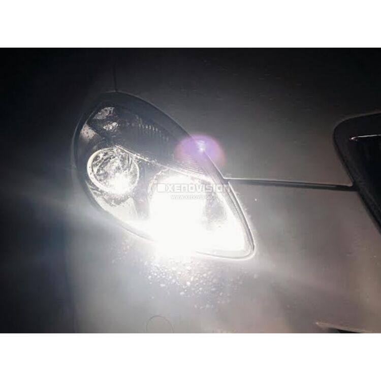 7 Kit Xenon H1 6000k 35W 64Bit Alta Qualita Xenovision Bianco Lunare <p>Kit Xenon H1 6000k 35W DiamondPRO Xenovision ad architettura digitale 64-Bit. Lampade xenon H1 Bianco Lunare. Ket KOREA, Qualita Garantita 2 anni </p>