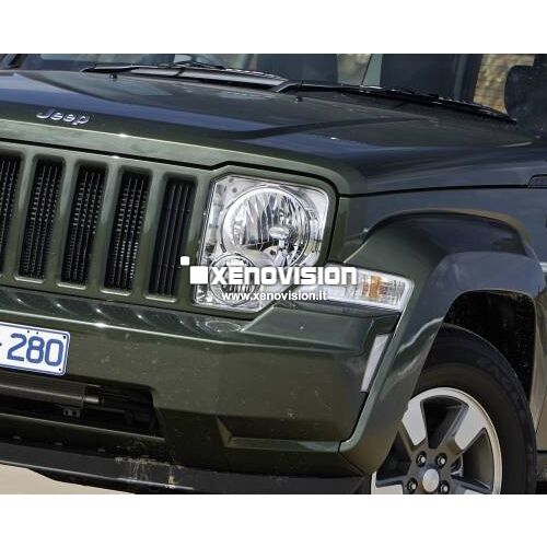 1 Kit Xenon Jeep Cherokee KK - 2008 in poi - BiXenon 35W e Led 6000k <p>Kit Xenon 35W specifico per il faro della Jeep Cherokee KK dal 2008 in poi e Luci Posizione a Led in tinta. Plug&Play zero spie, contiene tutto l'occorrente. Luce Bianco Lunare 6000k.</p>