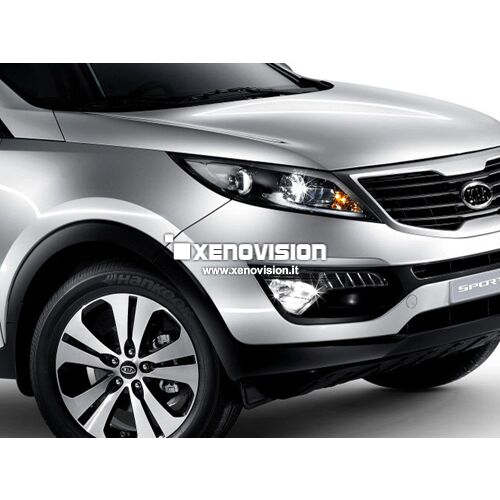 1 Kit Xenon Kia Sportage 3a Serie - 2010 a 2015 - Xenon 35W - 5000k <p>Kit Focus Pro Korea Xenon 35W specifico per il faro della Kia Sportage. Plug&Play zero spie, contiene tutto l'occorrente. Luce Bianco Solare 5000k.</p><p> </p>