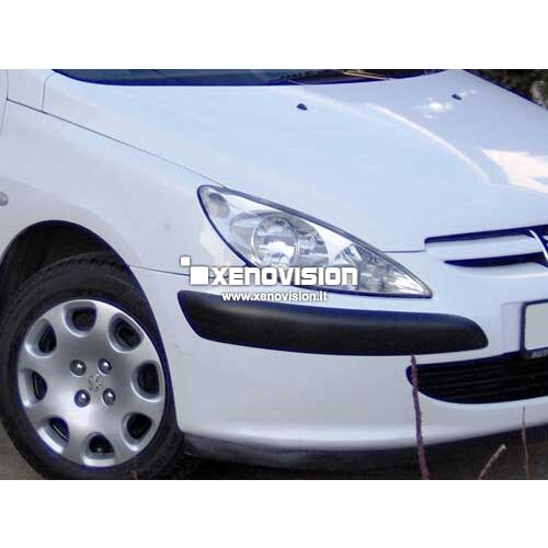 1 Kit Xenon Peugeot 307 - 2000 a 2005 - Xenon 35W e Led Posizione - 6000k <p>Kit Xenon 35W specifico per il faro della Peugeot 307 e Luci Posizione a Led in tinta. Plug&Play zero spie, contiene tutto l'occorrente. Luce Bianco Lunare 6000k.</p>