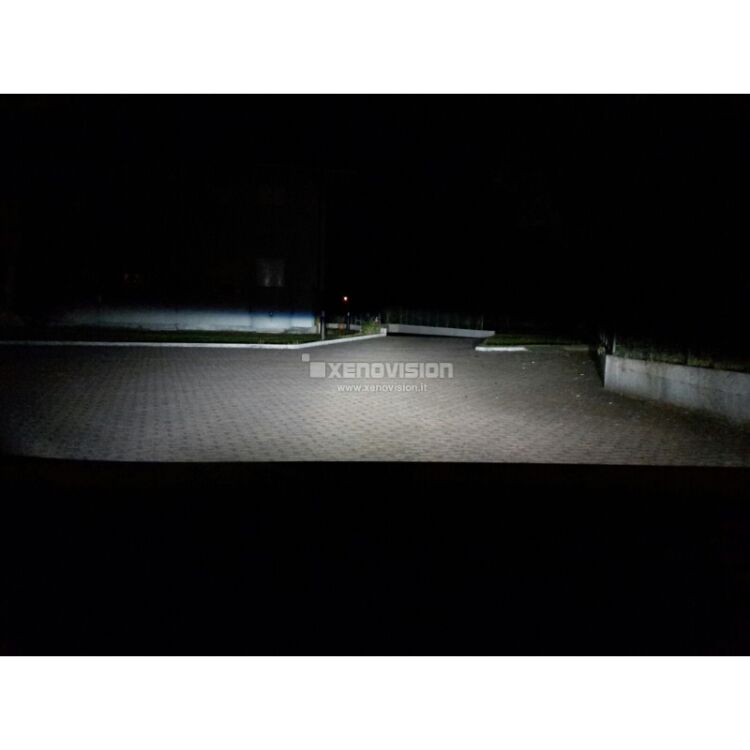 7 Kit Xenon Seat Altea - 2004 in poi - Xenon 35W e Led Posizione - 6100k <p>Kit Xenon Focus Pro Korea 35W specifico per il faro della Seat Altea dal 2004 in poi e Luci Posizione a Led in tinta. Plug&Play zero spie, contiene tutto l'occorrente. Luce Bianco Lunare 6100k.</p>