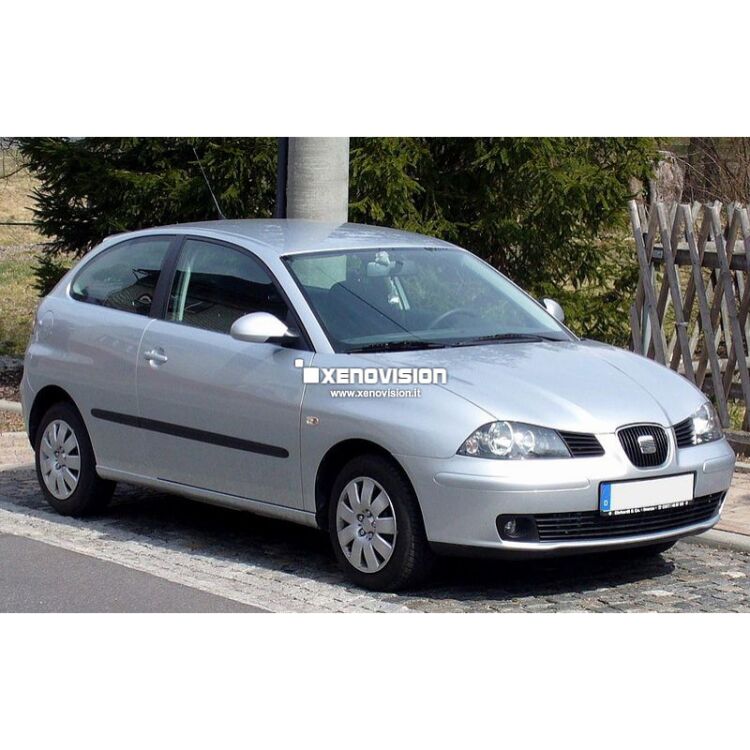 0 Kit Xenon Seat Ibiza - 2004 a 2008 - 35W e Led Posizione - 6000k <p>Kit Xenon 35W specifico per il faro della Seat Ibiza dal Restyling 2004 e Luci Posizione a Led in tinta. Plug&Play zero spie, contiene tutto l'occorrente. Luce Bianco Lunare 6000k.</p>