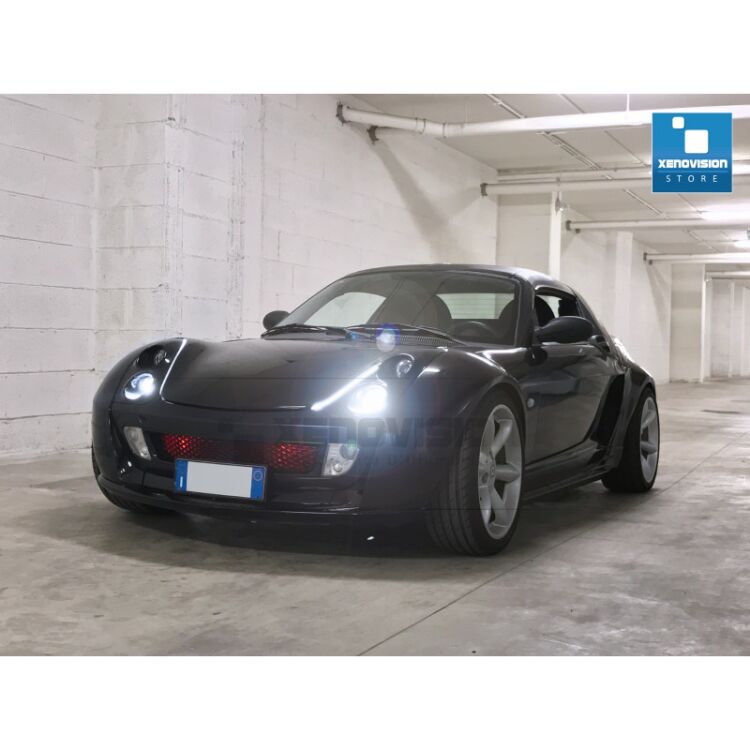 0 Kit Xenon Smart Roadster 452 - 2003 in poi - Xenon 35W e Posizione - 5000k <p>Kit Xenon 35W specifico per il faro della Smart Roadster e Luci Posizione a Led in tinta. Plug&Play zero spie, contiene tutto l'occorrente. Luce Bianco Solare 5000k.</p><p> </p>