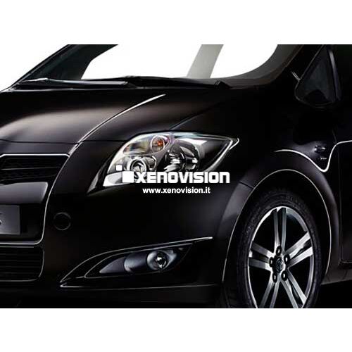 1 Kit Xenon Toyota Auris - 2006 a 2012 - Xenon 35W e Luci Posizione - 6000k <p>Kit Xenon 35W specifico per il faro della Toyota Auris e Luci Posizione Led in tinta. Plug&Play zero spie, contiene tutto l'occorrente. Luce Bianco Lunare 6000k.</p>