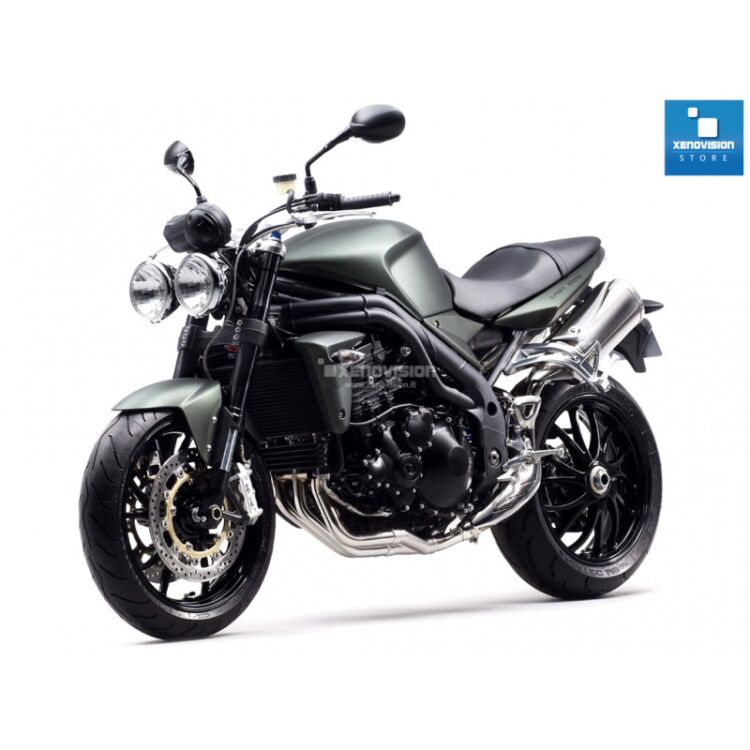 0 Kit Xenon Triumph Speed Triple - 2007 in poi - BiXenon 35W - 5000k Kit Xenon 35W specifico per il faro e l'elettronica della Triumph Speed Triple. Plug&Play 100%, zero spie e fusibili bruciati, anabbagliante, abbaglio flash e abbaglio fisso senza alcun problema o latenza. Luce Bianco Lunare 6000k.