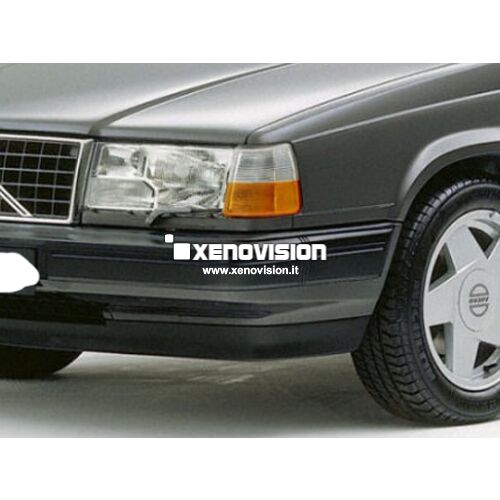 1 Kit Xenon Volvo 940 - dal 1990 al 1997 - BiXenon 35W e Posizione - 6000k <p>Kit BiXenon 35W specifico per il faro della Volvo 940 e Luci Posizione a Led in tinta. Plug&Play zero spie, contiene tutto l'occorrente. Luce Bianco Lunare 6000k.</p>
<p> </p>