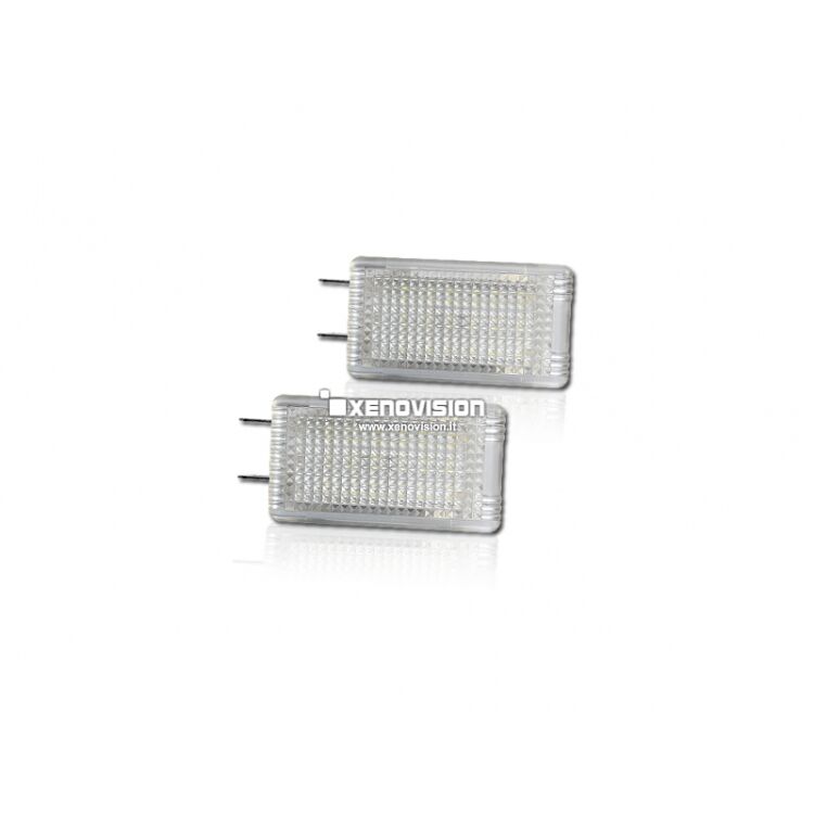 0 Led Bagagliaio Porsche Tutti i modelli - 700Lm - 6000k <strong>700Lumen - </strong>Led bagagliaio per Porsche. Compatibile con quasi tutti i modelli, vedi descrizione per lista completa. Luce bianco Lunare 6000k, illumina in modo omogeneo il bagagliaio 5 volte di più rispetto alla luce a incandescenza originale.