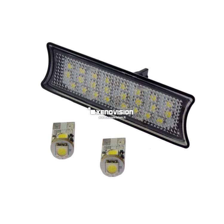 2 Led Luci Cortesia Soffitto BMW E90 E91 E92 - 800 Lumen - 6000k <p>Kit Led Luci Cortesia per BMW E90 E91 E92. Rimpiazzano Plug&Play le lampadine delle vostre plafoniere sul soffitto dell'auto, aumentando notevolmente la luminosità dell'interno, con un'illuminazione di un bianco purissimo 6000k. Qualità Garantita Xenovision.</p>