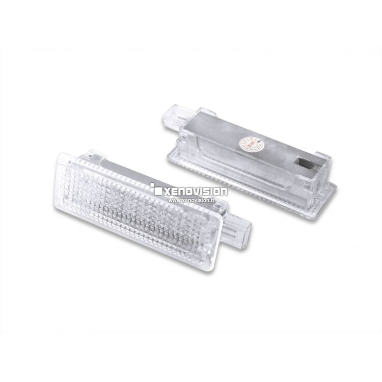 0 Led Luci Sottoporta MINI R50 R52 R53 R55 R56 R57 COUNTRYMAN - 700Lm - 6000k <strong>700Lumen.</strong> Led luci interne MINI R5x. Rimpiazza i punti luce esistenti, zero spie. Installazione Plug&Play semplicissima. Luce bianco Lunare 6000k, illumina 5 volte di più rispetto alla luce a incandescenza originale.