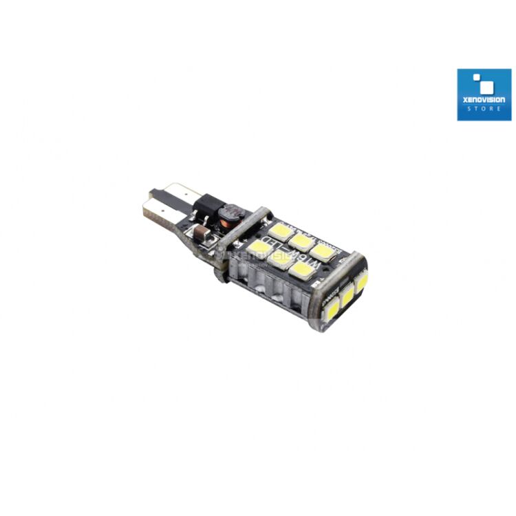 0 T15 (W16W) Led CREE™ Canbus - 800Lumen - Freccia <p><strong>800 Lumen, Canbus No-Polarity.</strong> Lampadina Led Ultraluminosa T15 (W16W W21W) a 15 Chip CREE™ 3535, sviluppa 800Lumen di incredibile potenza. Qualità Massima sul mercato. Perfetta per Frecce, <strong>5-8 volte più luminosa</strong> dell'originale a incandescenza. 5W reali di pura potenza, Canbus Zero spie, No Polarity. Spettacolare.</p>